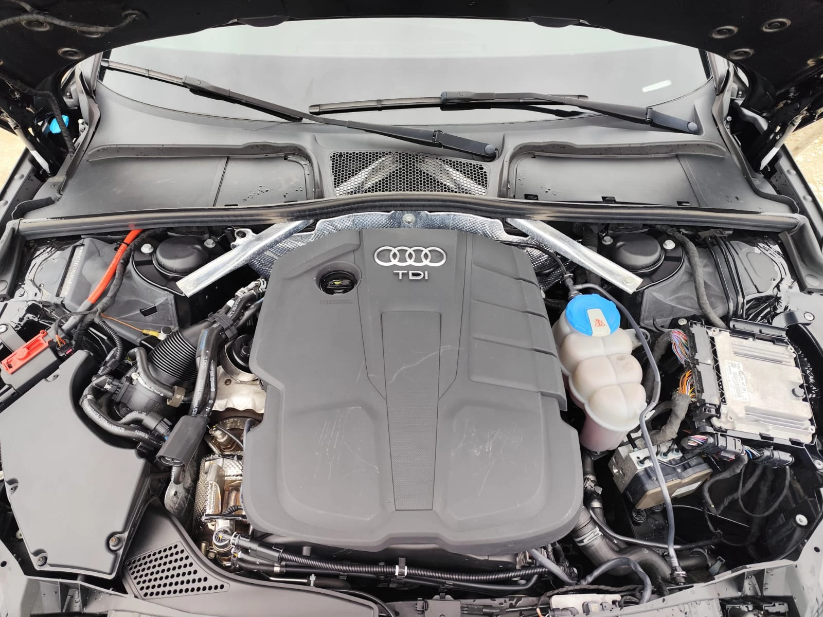 Audi A4 2.0  Quattro, снимка 17 - Автомобили и джипове - 54057342