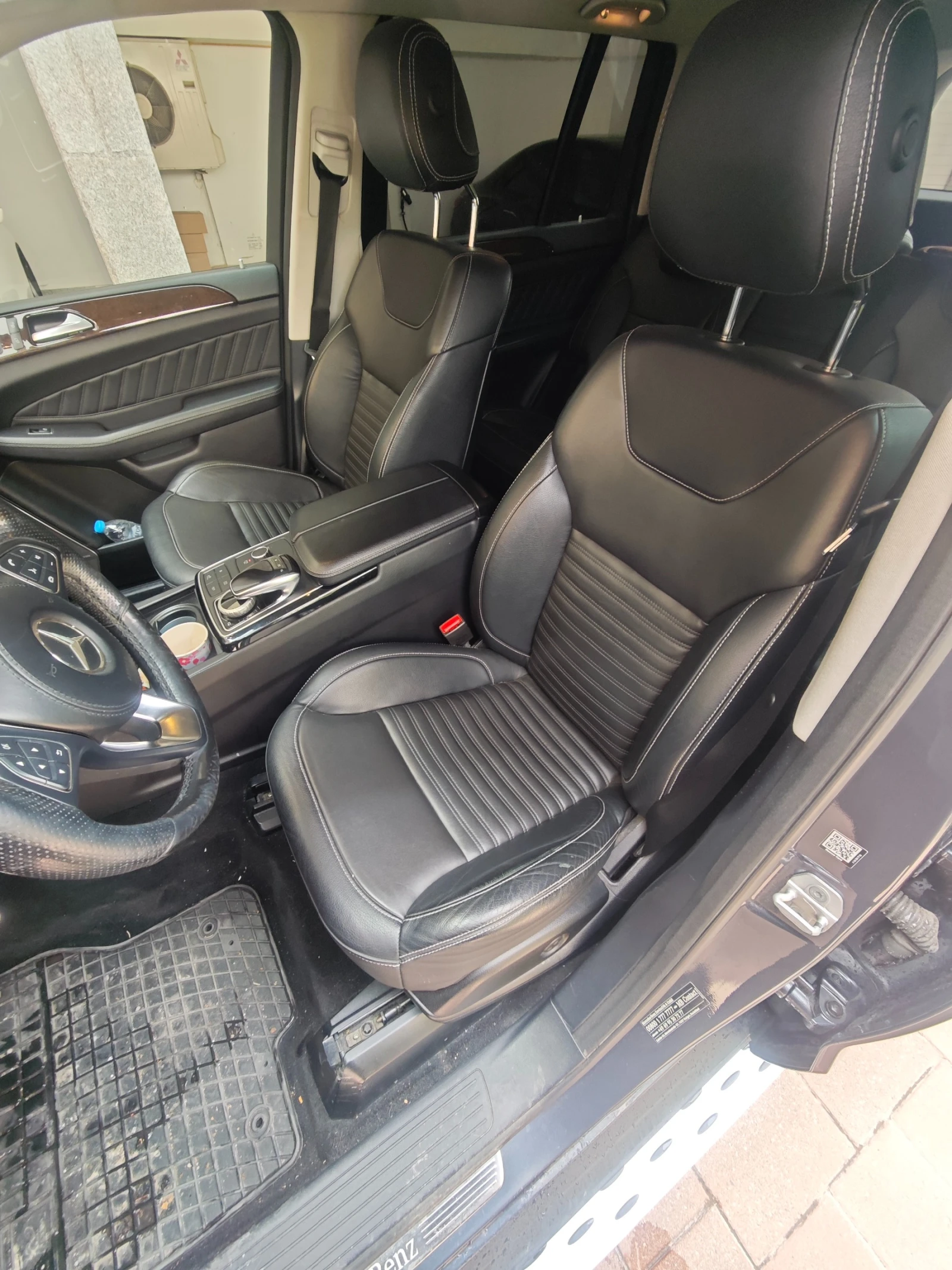 Mercedes-Benz GLS 350 AMG Night-Paket, снимка 5 - Автомобили и джипове - 54194276