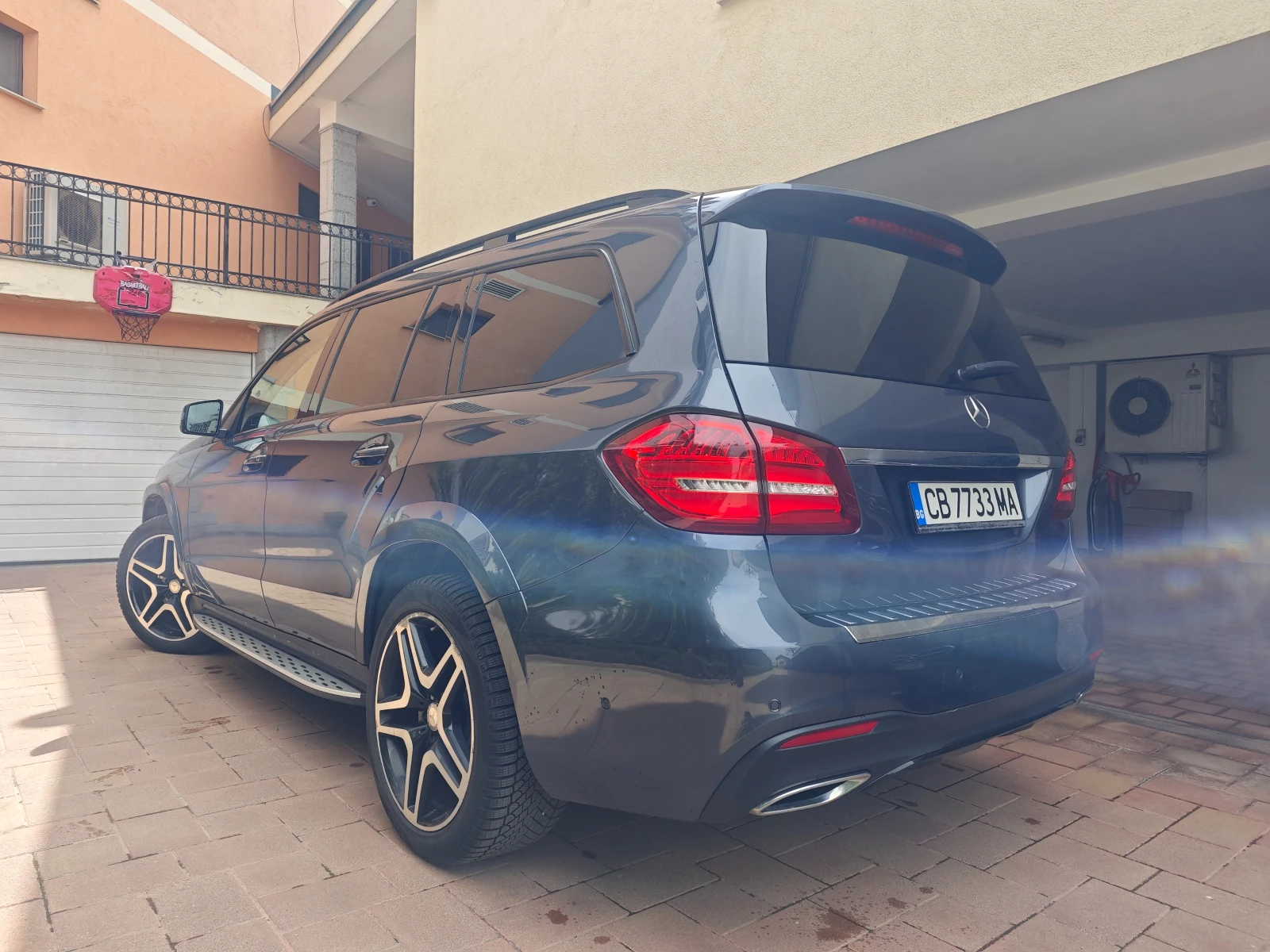 Mercedes-Benz GLS 350 AMG Night-Paket, снимка 3 - Автомобили и джипове - 54194276