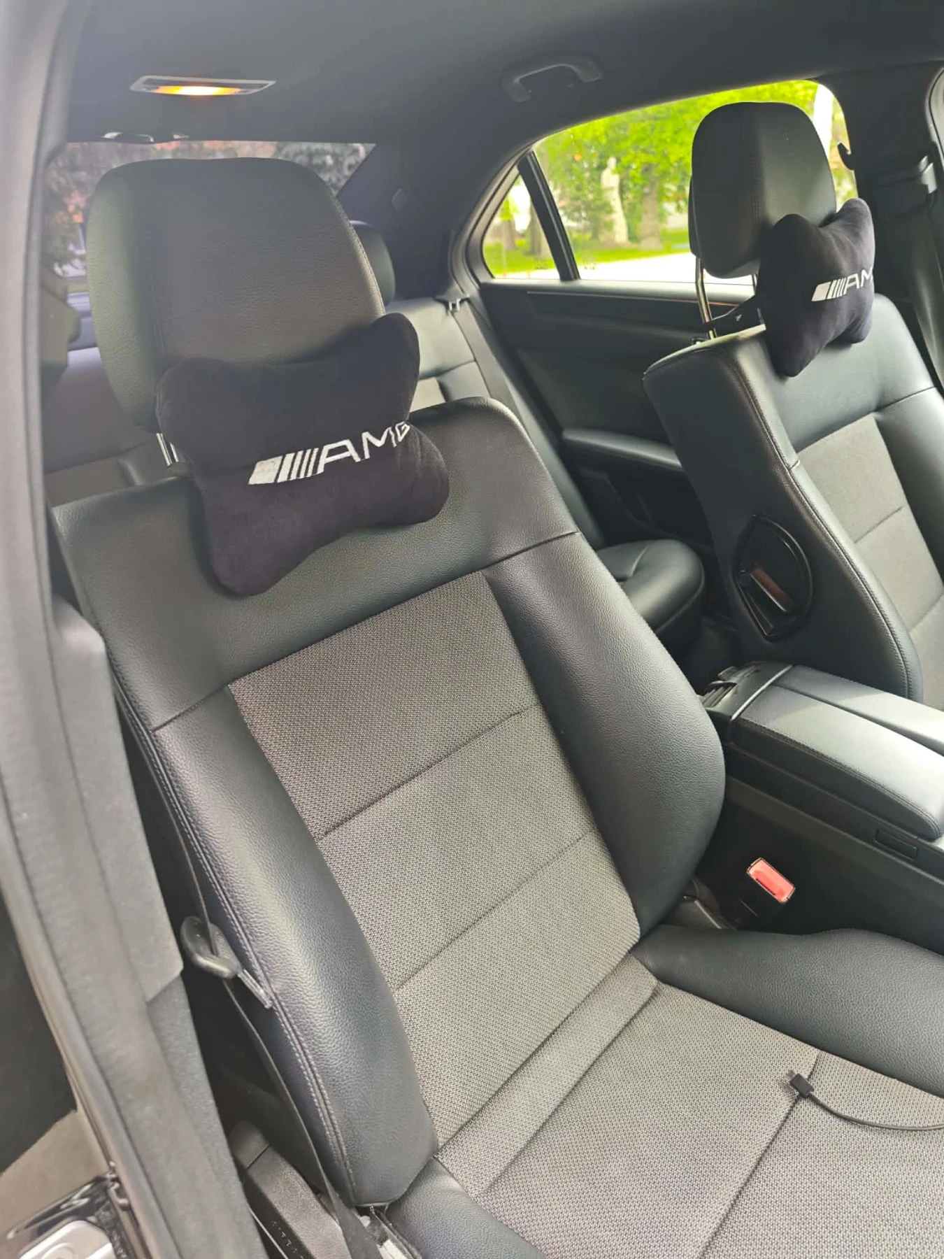 Mercedes-Benz E 220 AMG пакет, снимка 12 - Автомобили и джипове - 54569224