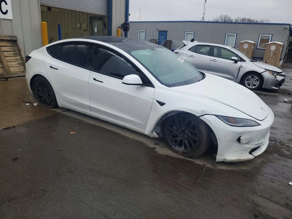 Tesla Model 3 | Mobile.bg � ����������� 4