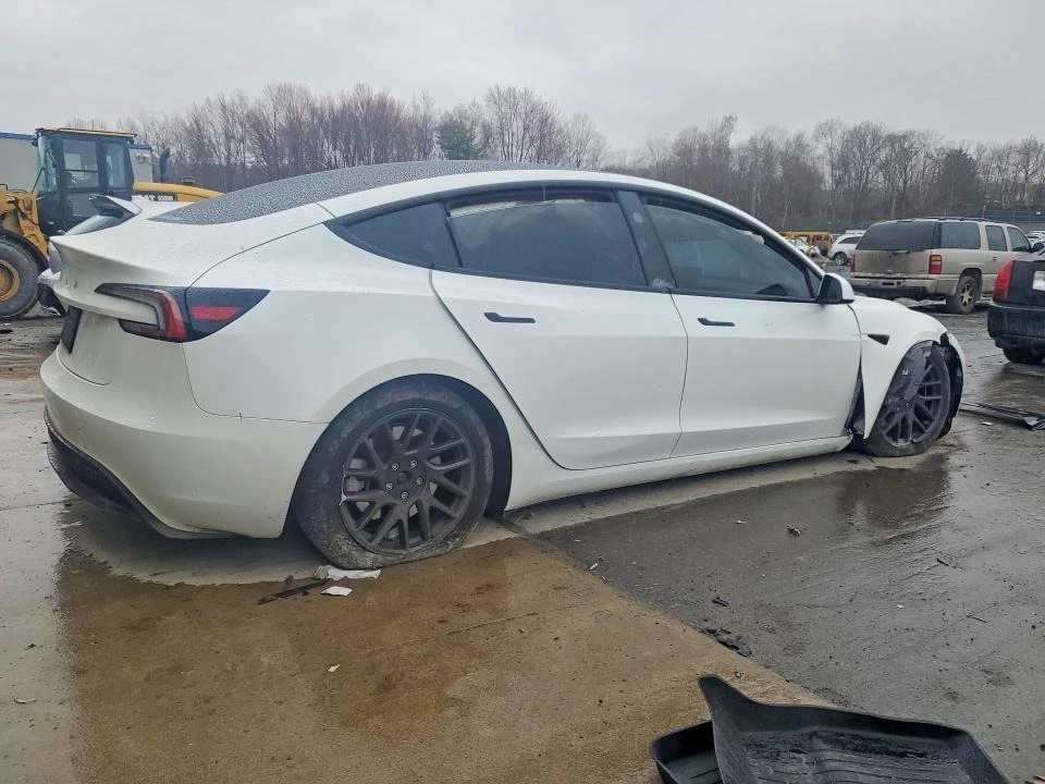 Tesla Model 3 | Mobile.bg � ����������� 3