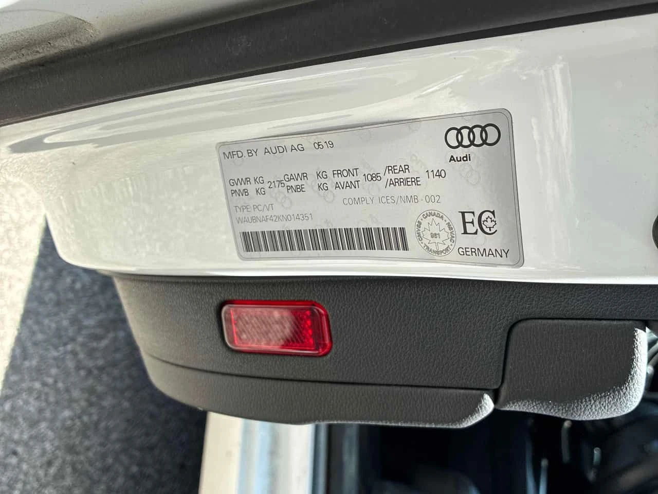 Audi A4 Progressiv /360/LED/ПОДГРЕВИ/АВТОКРЕДИТ, снимка 10 - Автомобили и джипове - 54748267