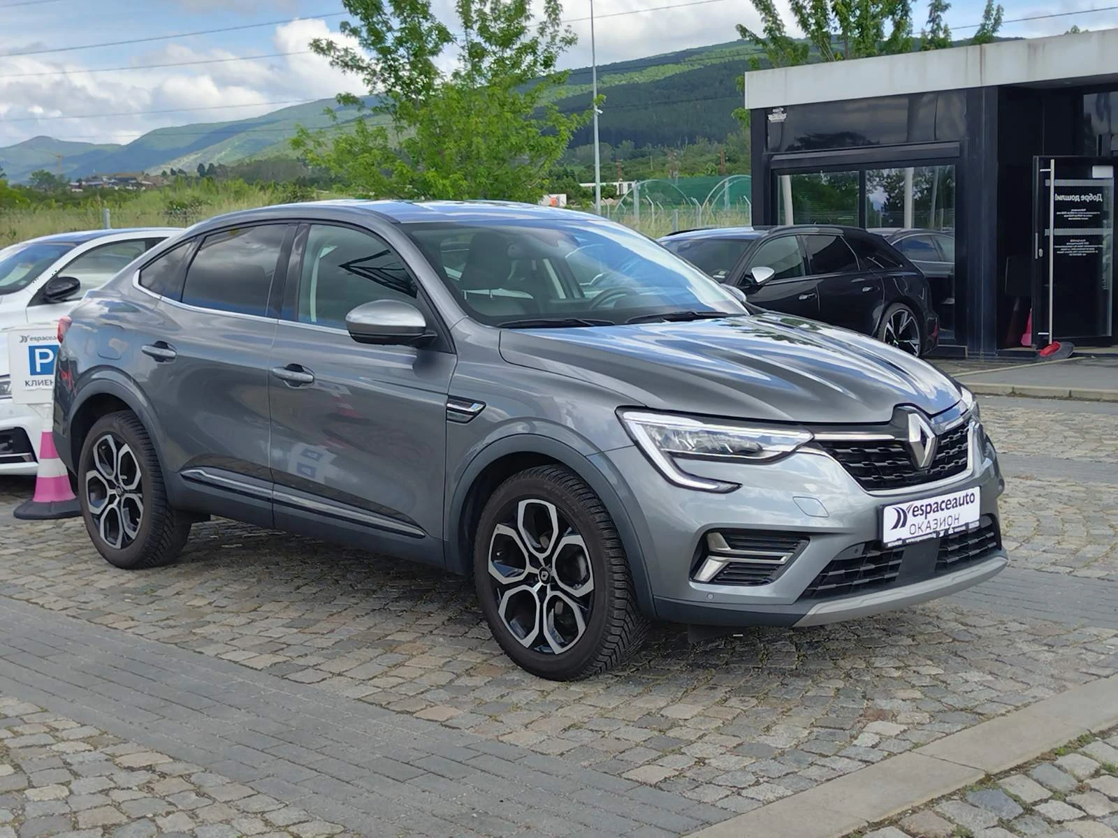 Renault Arkana 1.3Tce/140К.с./TECHNO, снимка 3 - Автомобили и джипове - 54788111