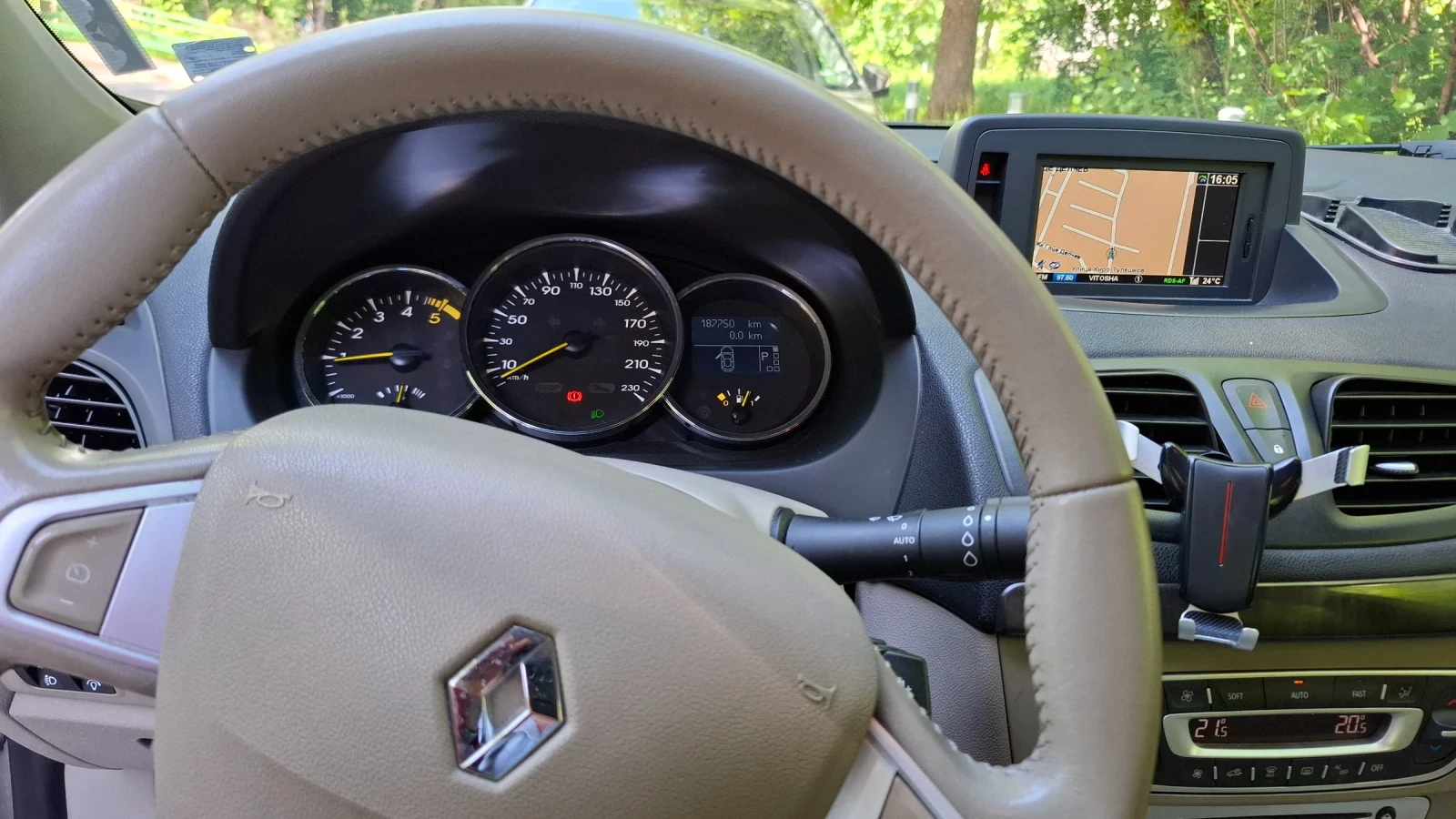 Renault Fluence | Mobile.bg � ����������� 6
