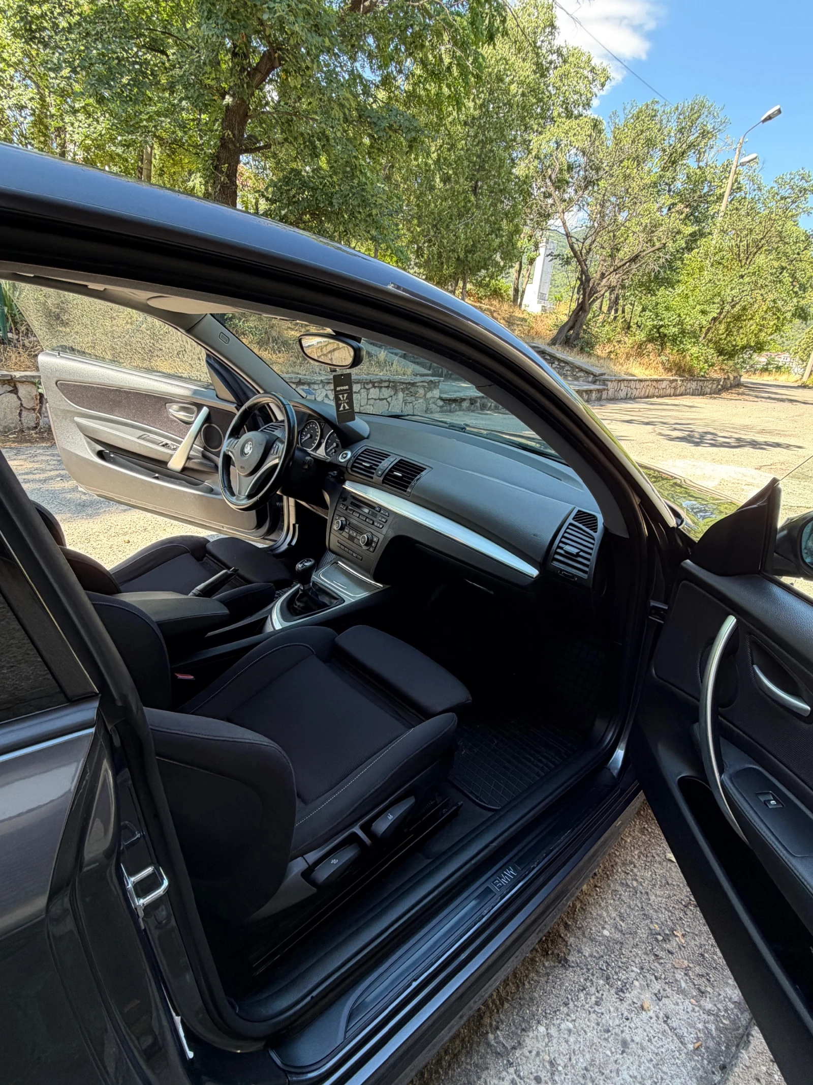 BMW 118, снимка 14 - Автомобили и джипове - 55193526