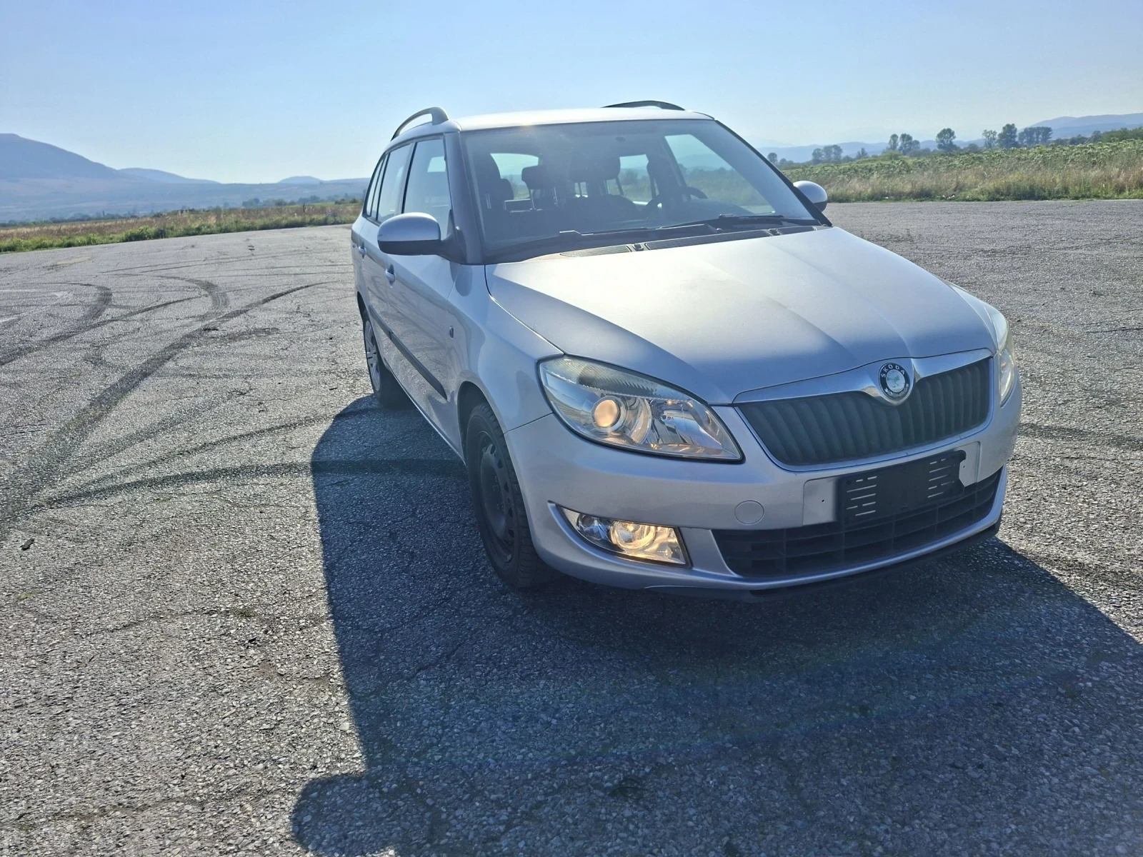 Skoda Fabia 1.2 benz, снимка 2 - Автомобили и джипове - 55470973