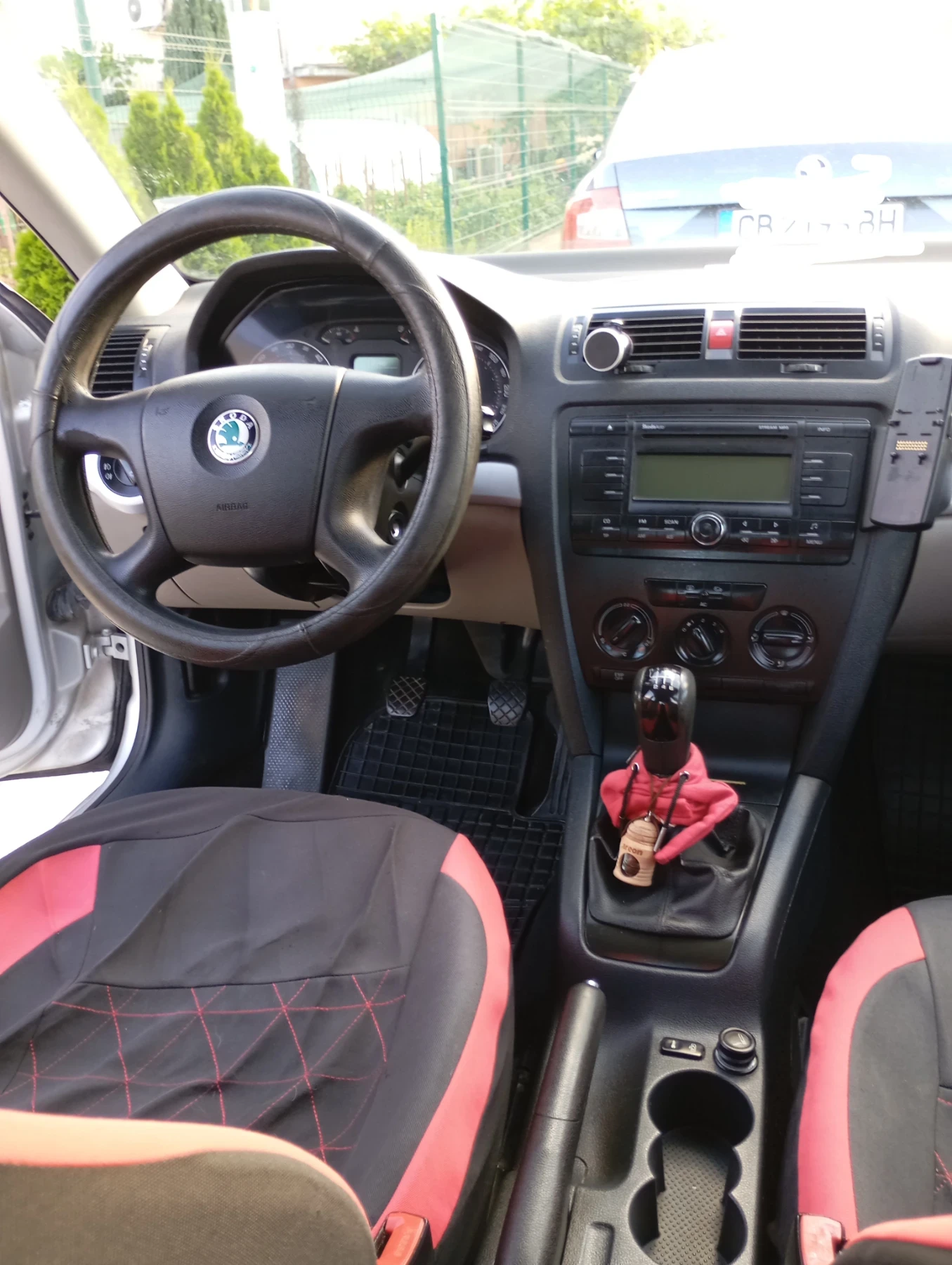 Skoda Octavia, снимка 8 - Автомобили и джипове - 55478302