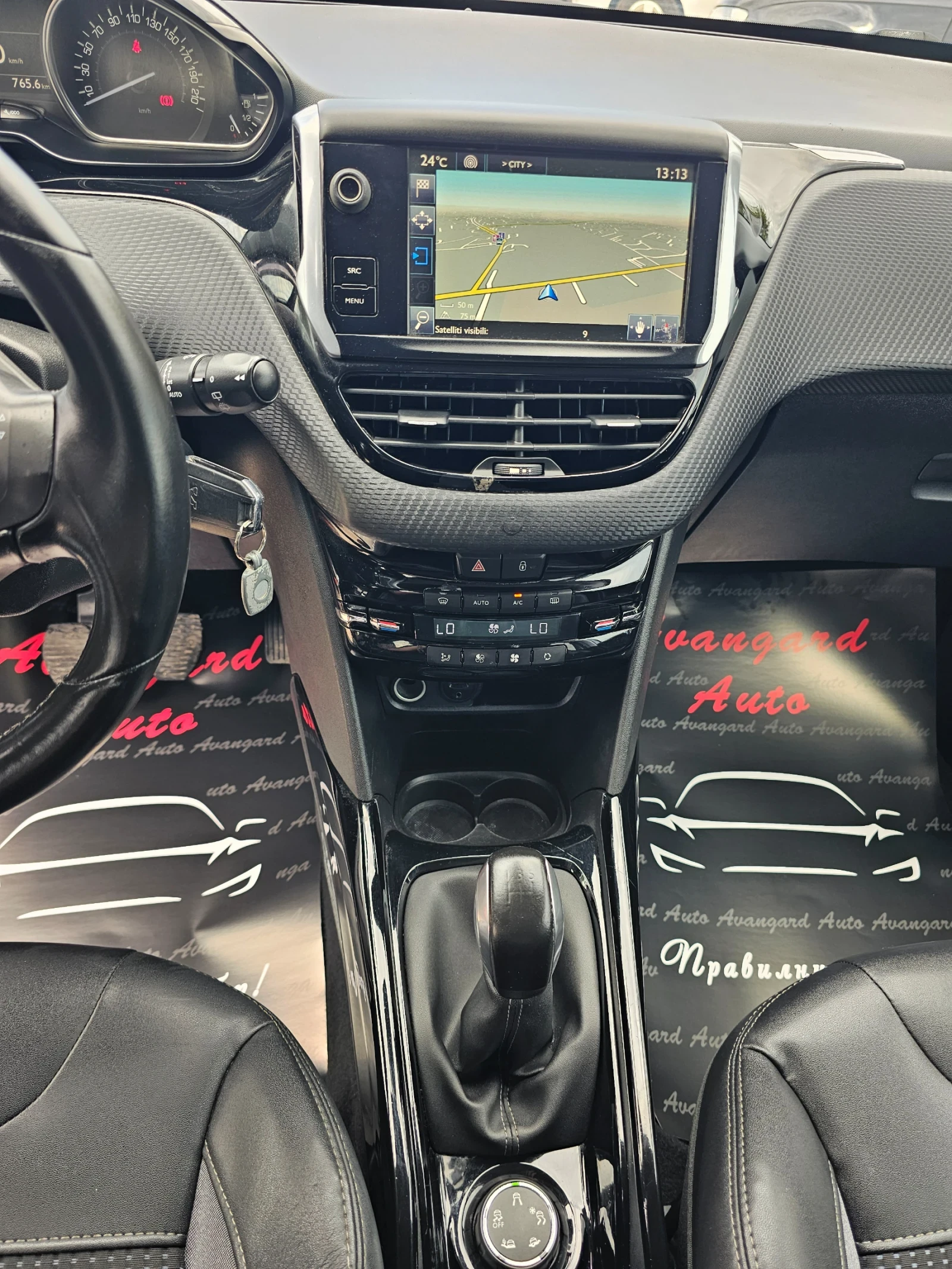 Peugeot 2008 1.6HDI, 100к.с., Allure , снимка 11 - Автомобили и джипове - 55732358