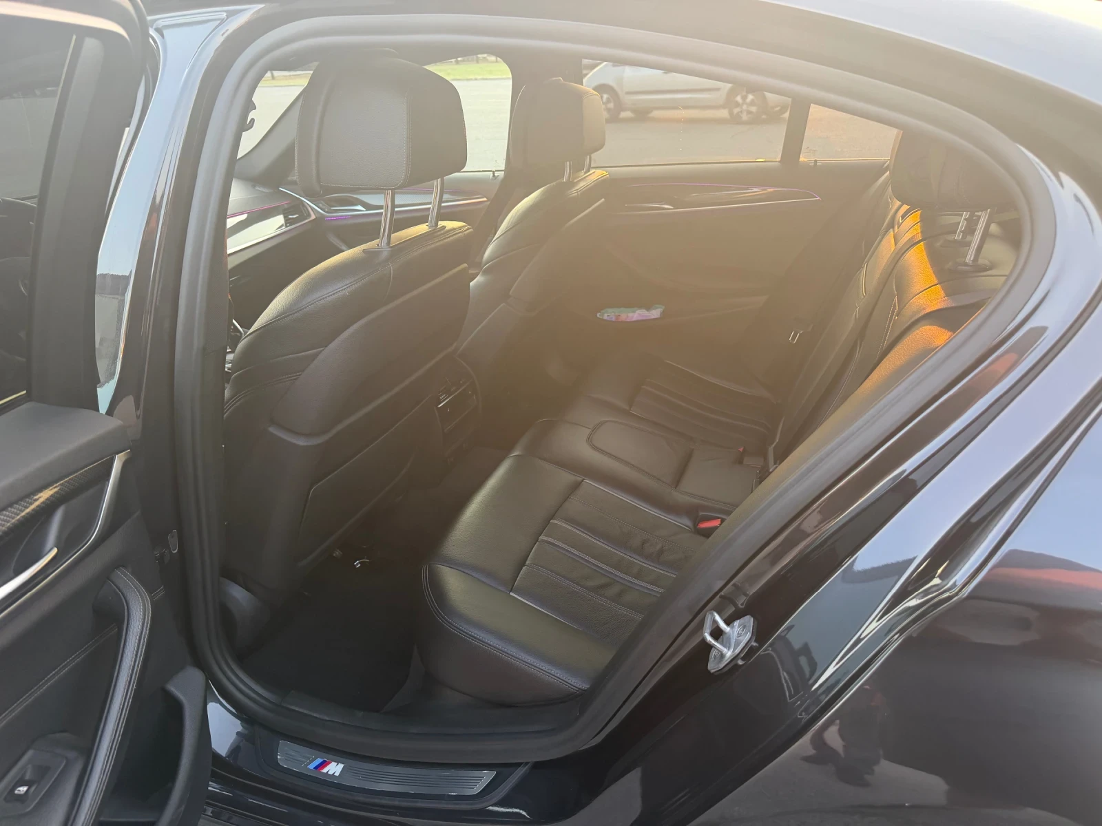 BMW 540 D/xDrive/M Sport/EURO 6/FULL/УНИКАТ/БАРТЕР/ЛИЗИНГ!, снимка 13 - Автомобили и джипове - 55772943