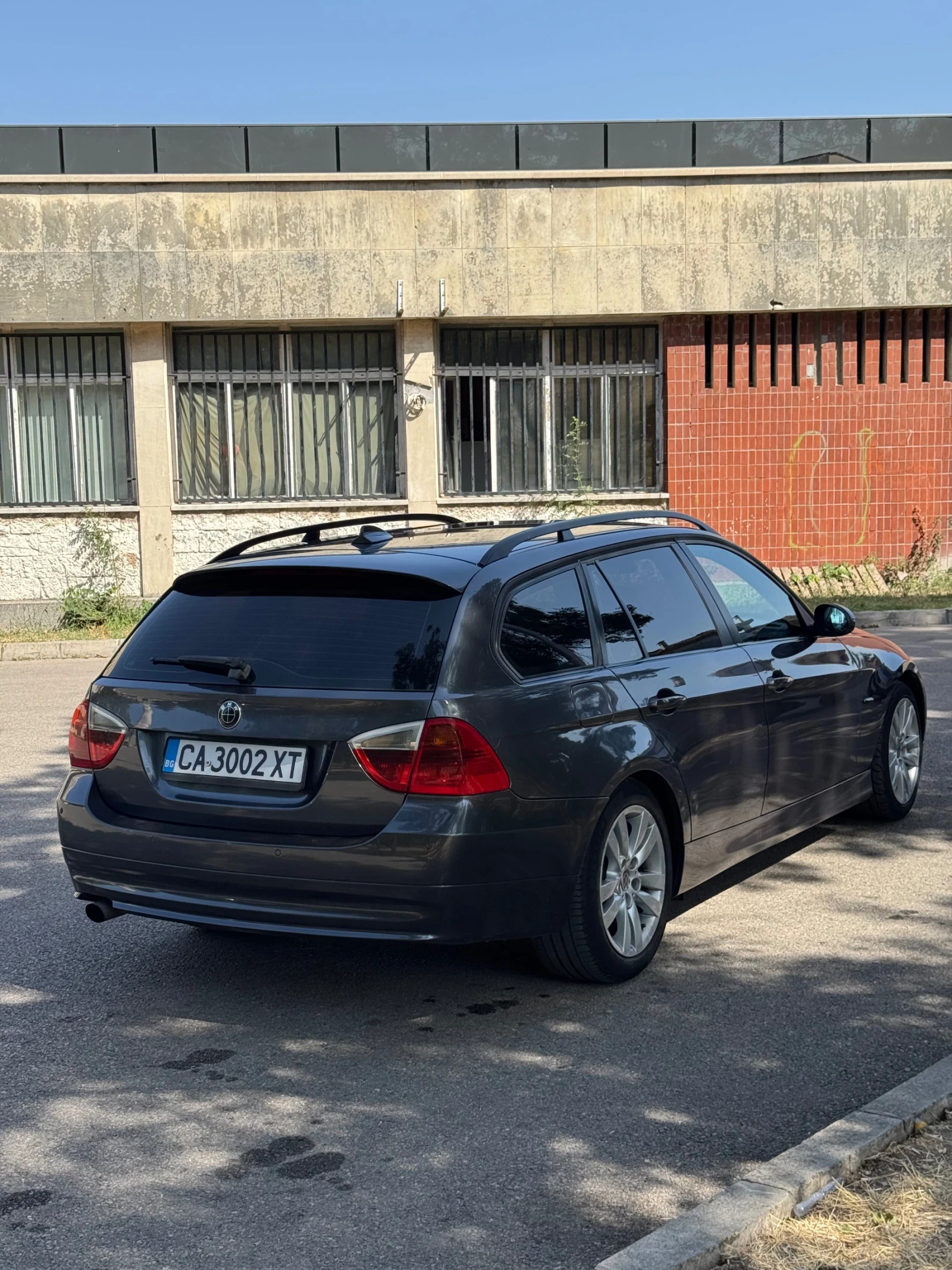BMW 320, снимка 5 - Автомобили и джипове - 55868086