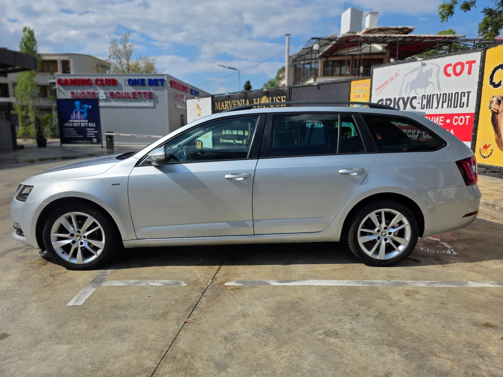 Skoda Octavia 1.6 TDI, снимка 8 - Автомобили и джипове - 55939632