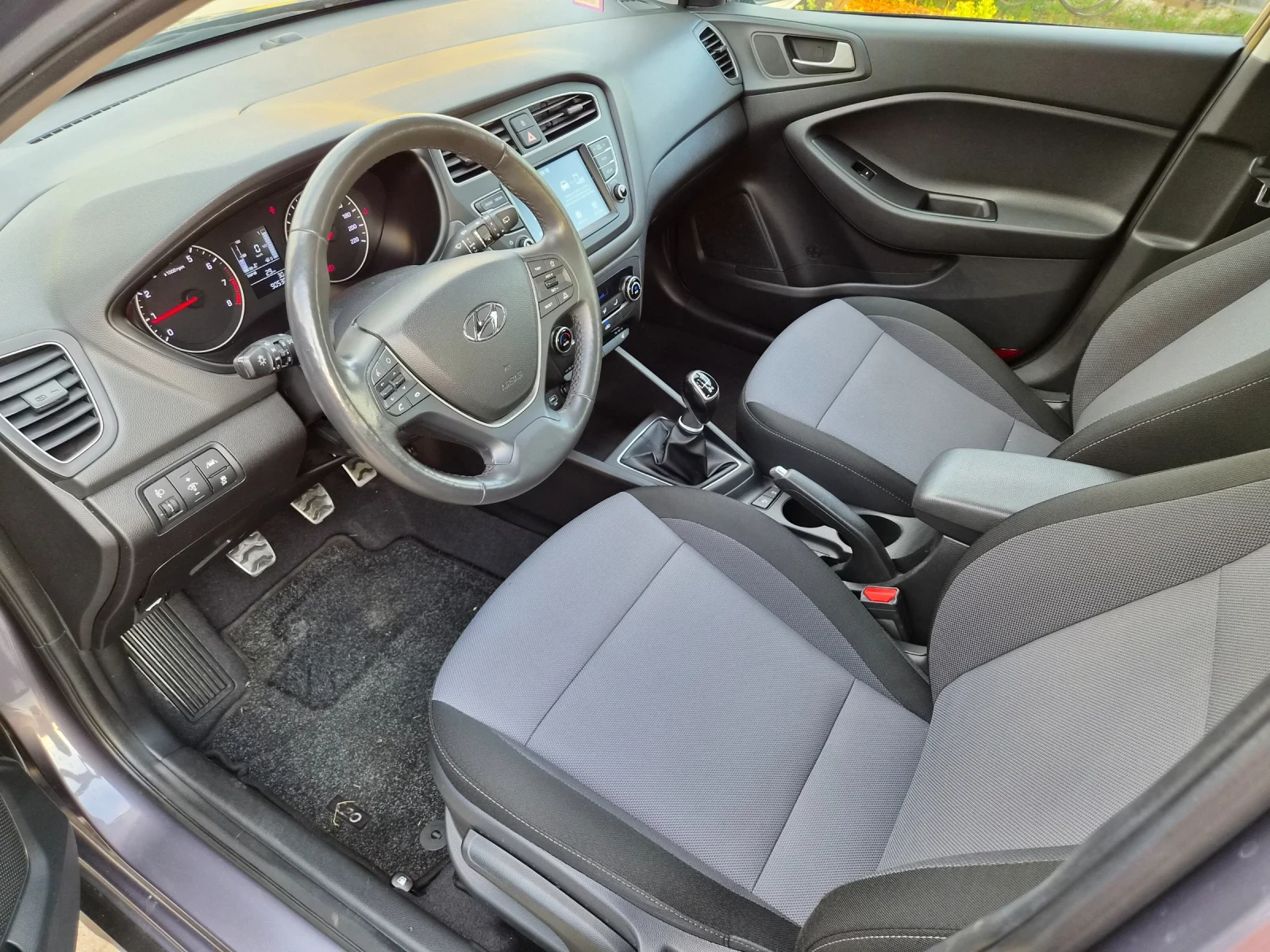 Hyundai I20 Active 1.0 T-GDI 100ps Fece, снимка 12 - Автомобили и джипове - 55968622