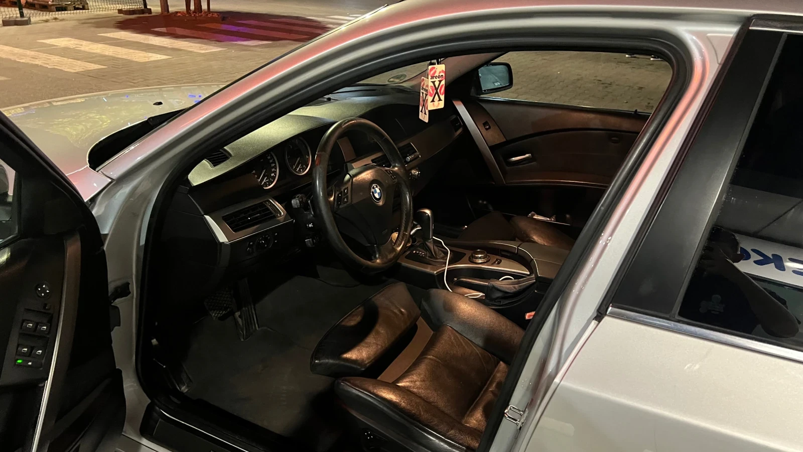 BMW 530, снимка 12 - Автомобили и джипове - 56020363