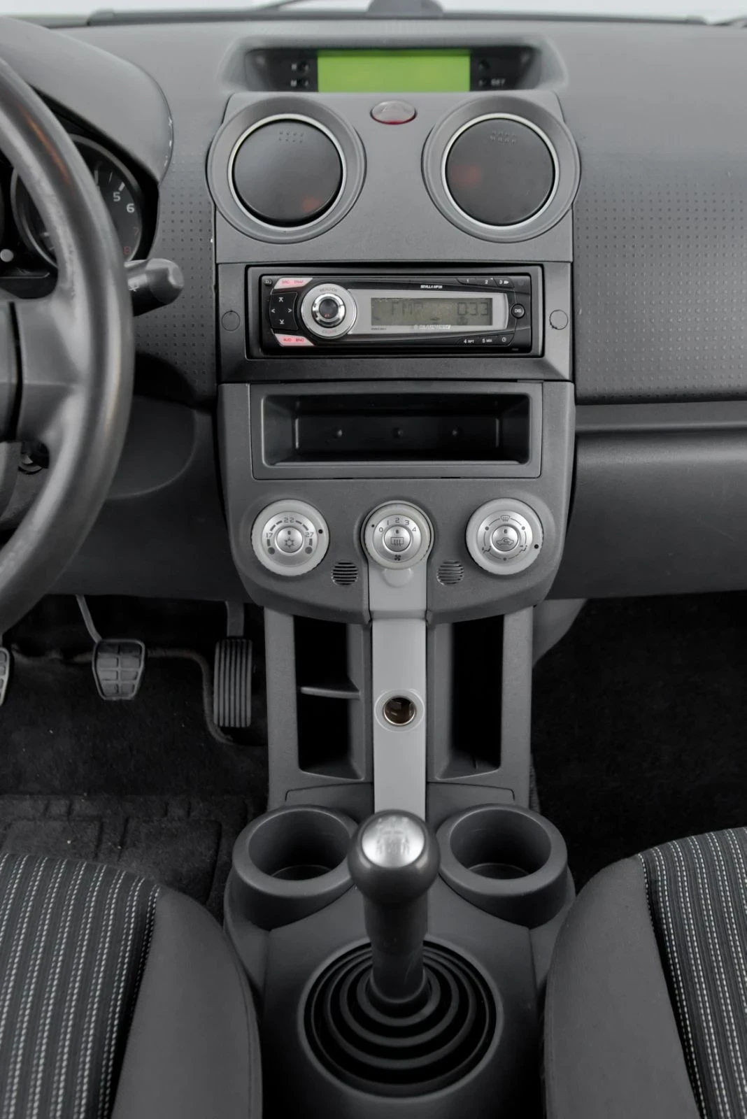 Mitsubishi Colt 1.0 Clima, снимка 11 - Автомобили и джипове - 56420606
