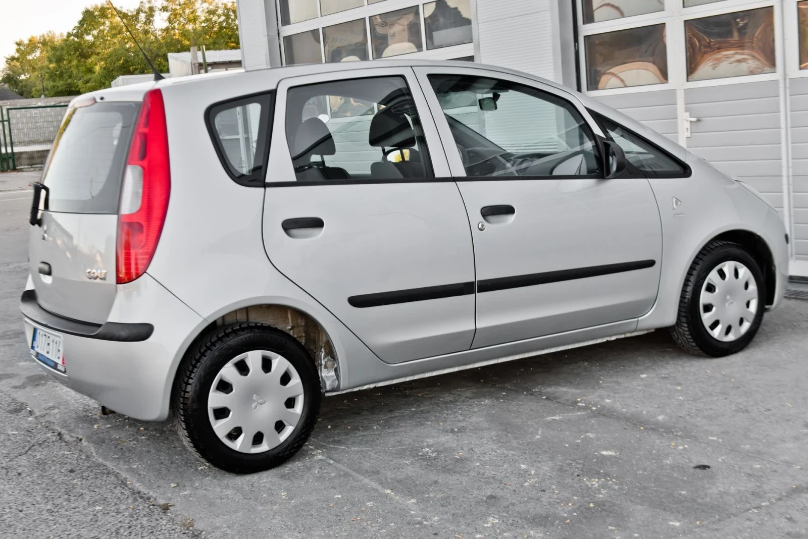 Mitsubishi Colt 1.0 Clima, снимка 6 - Автомобили и джипове - 56420606