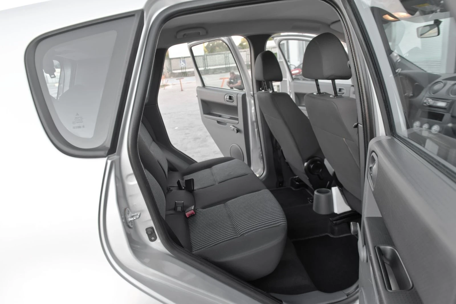 Mitsubishi Colt 1.0 Clima, снимка 14 - Автомобили и джипове - 56420606