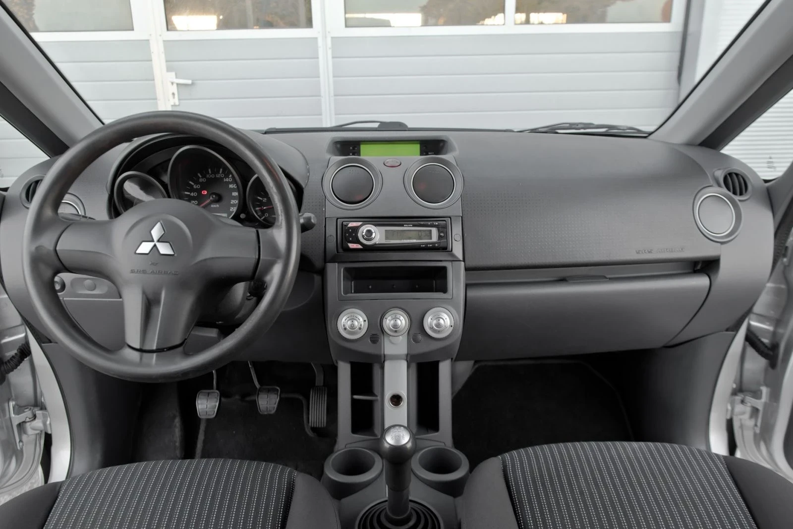 Mitsubishi Colt 1.0 Clima, снимка 7 - Автомобили и джипове - 56420606