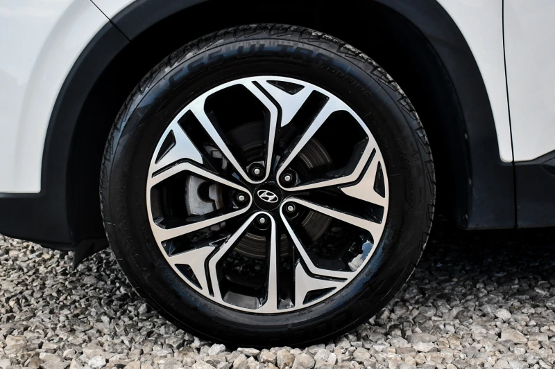 Hyundai Santa fe 2.2, снимка 10 - Автомобили и джипове - 51920244