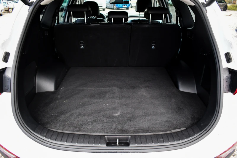 Hyundai Santa fe 2.2, снимка 9 - Автомобили и джипове - 51920244