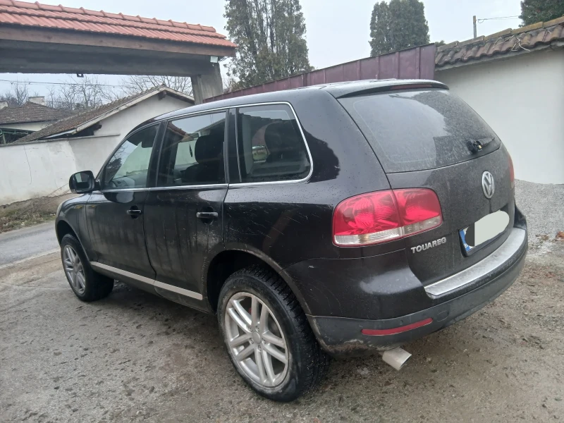 VW Touareg 2.5tdi, снимка 4 - Автомобили и джипове - 53396400