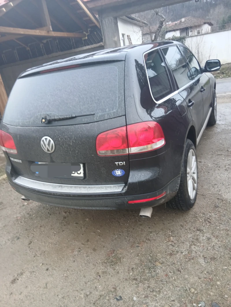 VW Touareg 2.5tdi, снимка 3 - Автомобили и джипове - 53396400