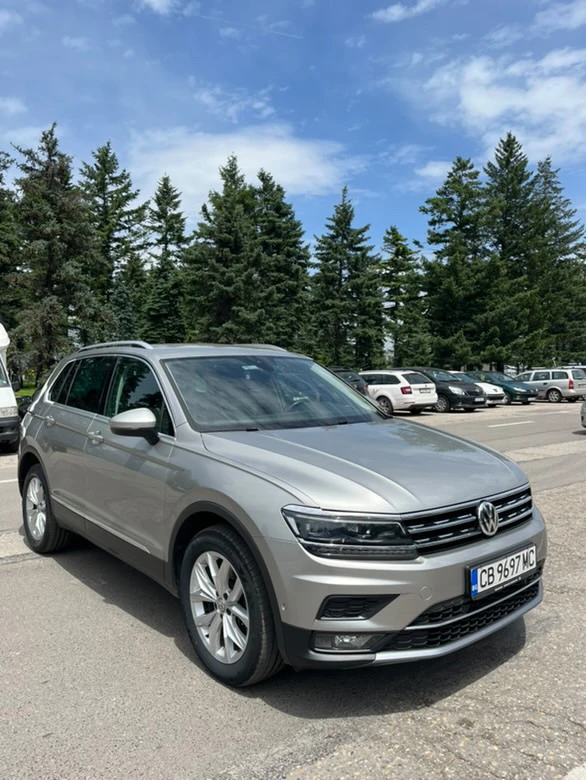 VW Tiguan Първи собственик, DSG, Гаражен, Реални километри!!, снимка 1 - Автомобили и джипове - 49293449