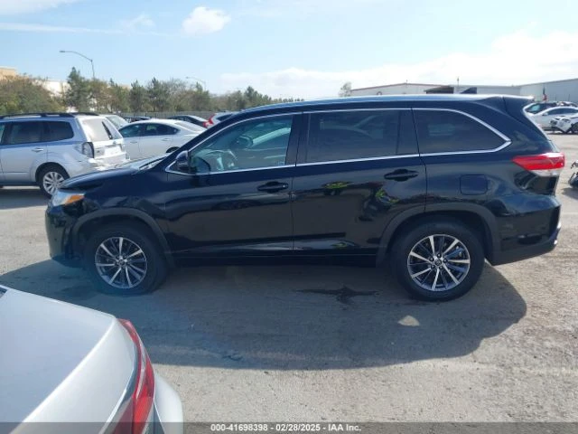 Toyota Highlander XLE CARFAX АВТО КРЕДИТ - изображение 5