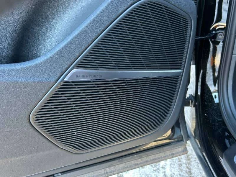 Audi SQ7 * CARFAX * B&O * МАСАЖ * ОБДУХВАНЕ * HEAD UP , снимка 11 - Автомобили и джипове - 53779611