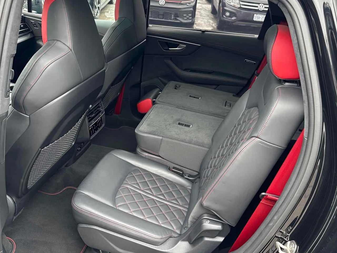 Audi SQ7 * CARFAX * B&O * МАСАЖ * ОБДУХВАНЕ * HEAD UP , снимка 15 - Автомобили и джипове - 53779611