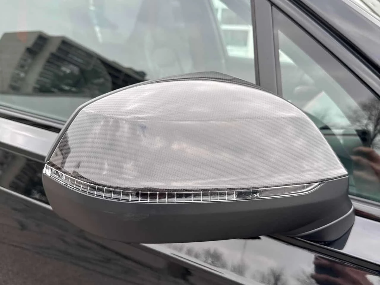 Audi SQ7 * CARFAX * B&O * МАСАЖ * ОБДУХВАНЕ * HEAD UP , снимка 12 - Автомобили и джипове - 53779611