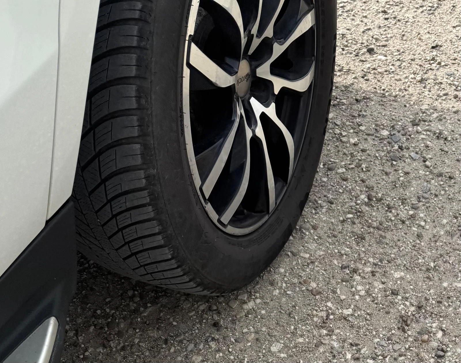 Mercedes-Benz ML 350 BlueTEC 4MATIC AMG Paket , снимка 12 - Автомобили и джипове - 53979330