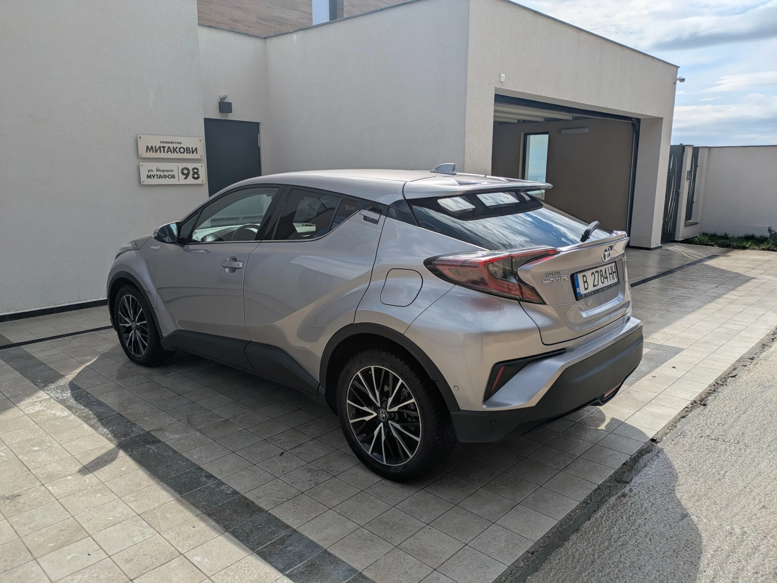 Toyota C-HR, снимка 4 - Автомобили и джипове - 54038863