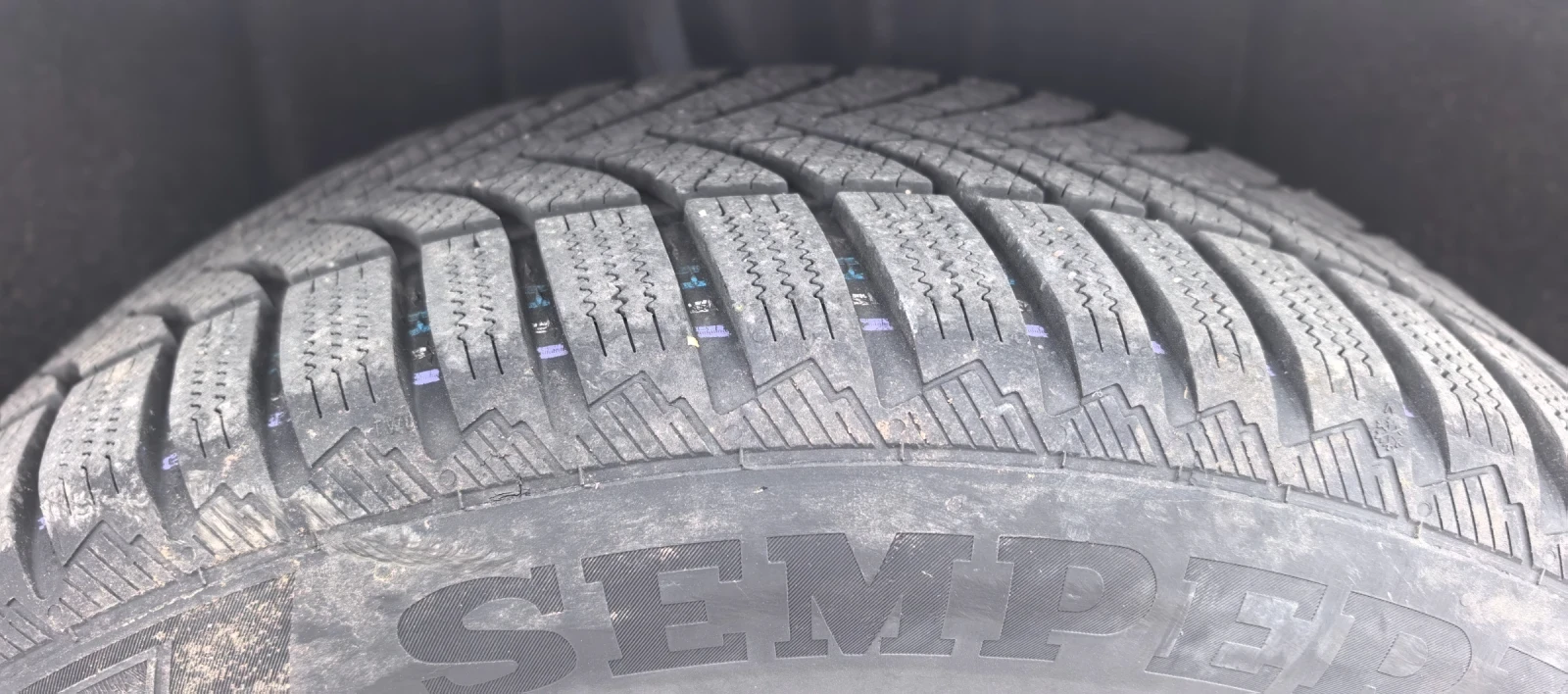 VW Tiguan 2.0 TSI, снимка 11 - Автомобили и джипове - 54240522