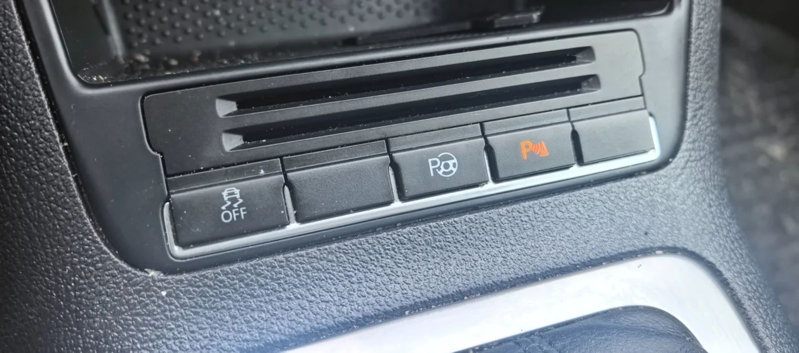 VW Tiguan 2.0 TSI, снимка 6 - Автомобили и джипове - 54240522