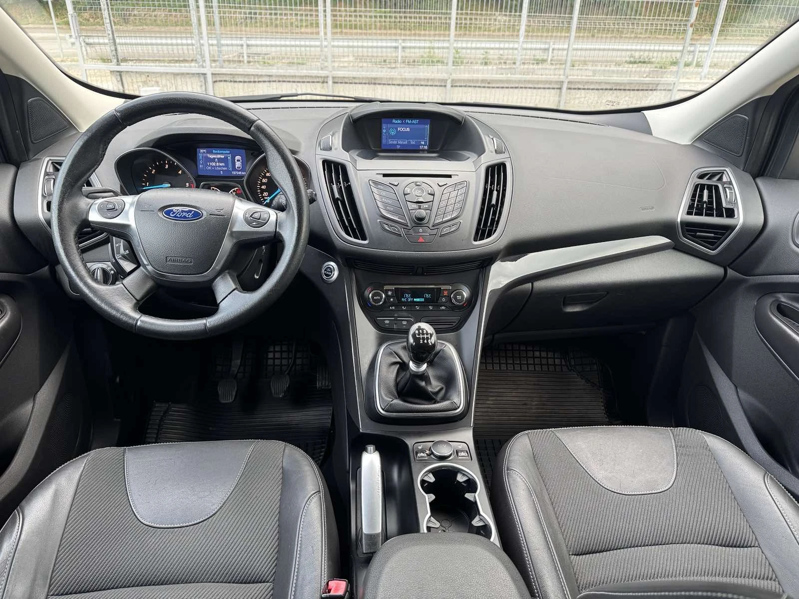 Ford Kuga 2.0TDCI* 4X4* TOP* KLIMATRONIK, снимка 10 - Автомобили и джипове - 55381824