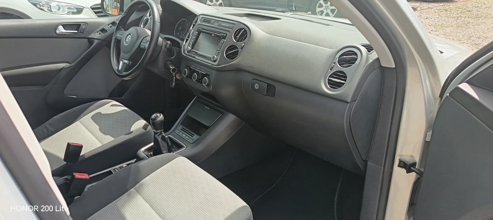 VW Tiguan 2.0* Фейс* Италия , снимка 10 - Автомобили и джипове - 55393718