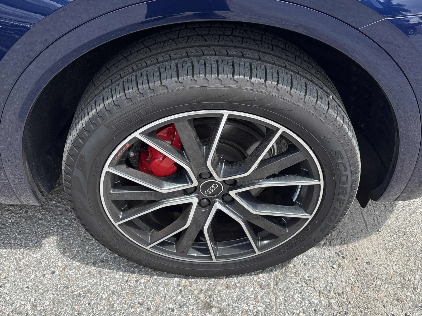 Audi Q5, снимка 7 - Автомобили и джипове - 55689536