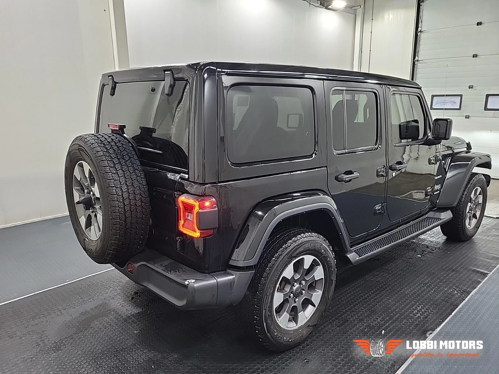 Jeep Wrangler, снимка 3 - Автомобили и джипове - 55992778