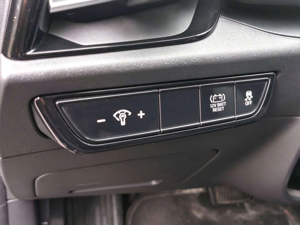 Kia Niro LX, снимка 10 - Автомобили и джипове - 56712442