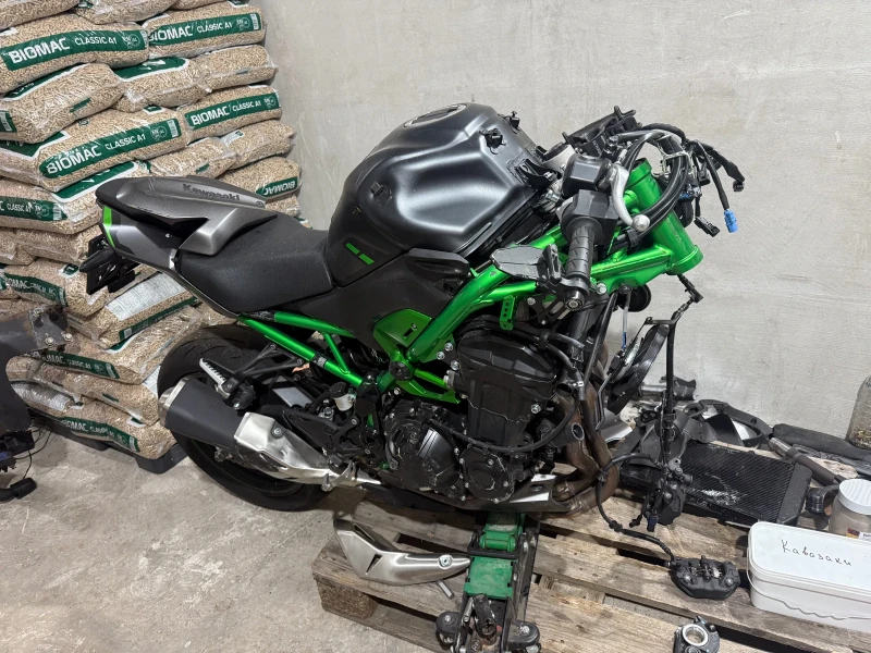 Kawasaki Z 900ABS КАТАСТРОФИРАЛ, снимка 2 - Мотоциклети и мототехника - 52680585