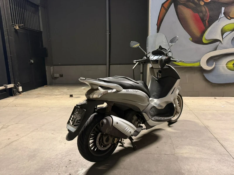 Piaggio Beverly Перфектен от всякаде ПРОМОЦИЯ, снимка 2 - Мотоциклети и мототехника - 53512927