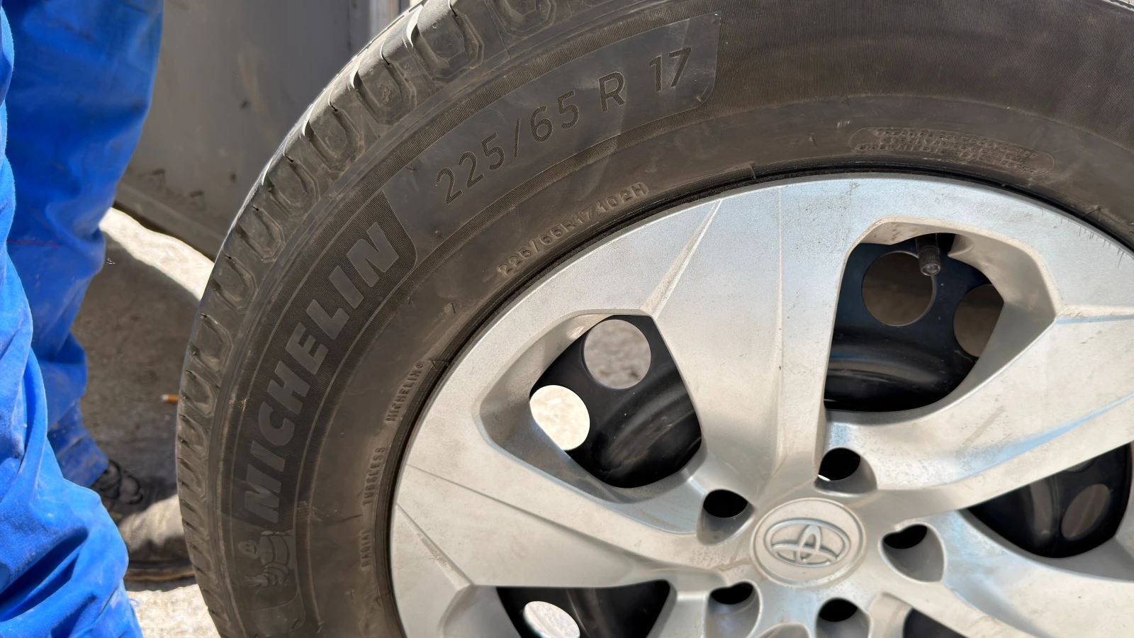 Гуми Всесезонни 225/65R17