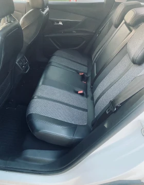 Peugeot 3008 1.5 Blue-HDI Allure, снимка 6