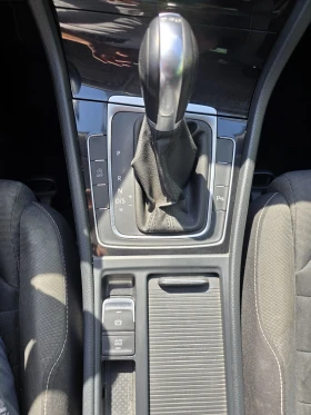VW Golf HIGHLINE/AUTO/NAVI/PARK, снимка 14
