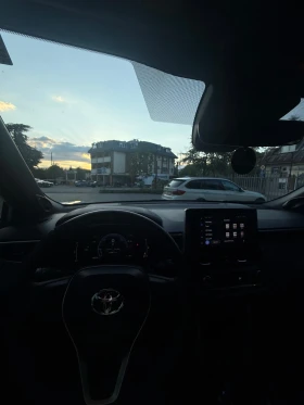 Toyota Corolla Cross Hybrid 2000.4x4, снимка 8