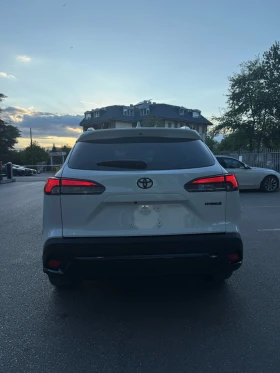 Toyota Corolla Cross Hybrid 2000.4x4, снимка 4