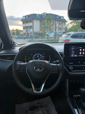 Toyota Corolla Cross Hybrid 2000.4x4, снимка 11