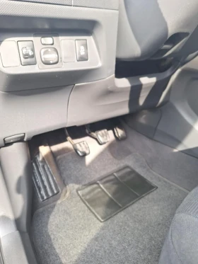 Обява за продажба на Toyota Auris 2.0 d4d ~7 200 лв. - изображение 8