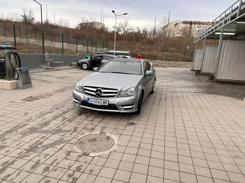 Mercedes-Benz C 250 Купе, снимка 1 - Автомобили и джипове - 47479461